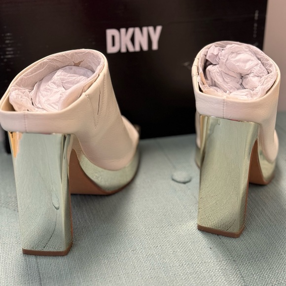 DKNY 9 NEW Women's Peep Toe Platform Heeled Slip On Bootie Sandal - Picture 10 of 11